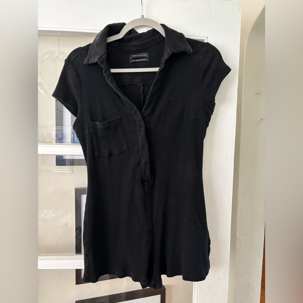 Urban Outfitters Black snap button romper small
